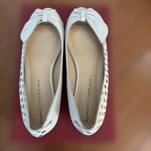 Decolte aperte tsumori chisato - aperte,